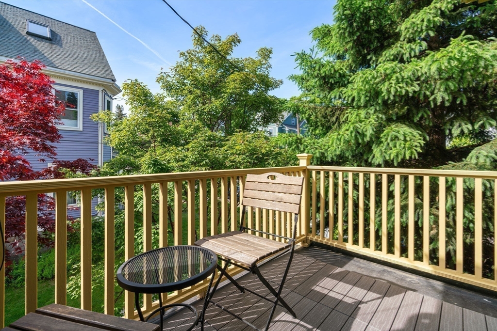 65 Welles Ave