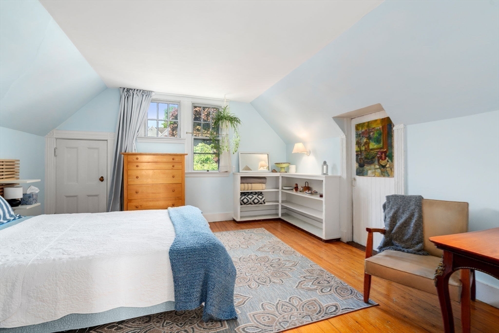 65 Welles Ave
