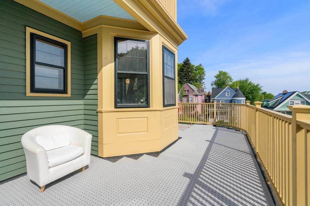 65 Welles Ave