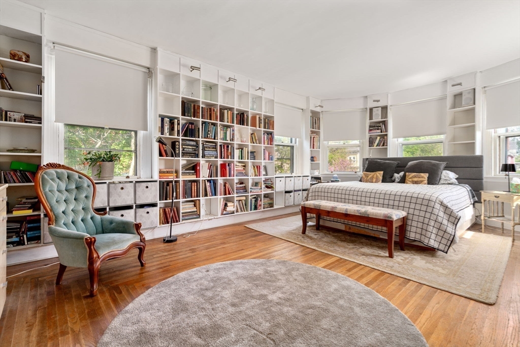 65 Welles Ave