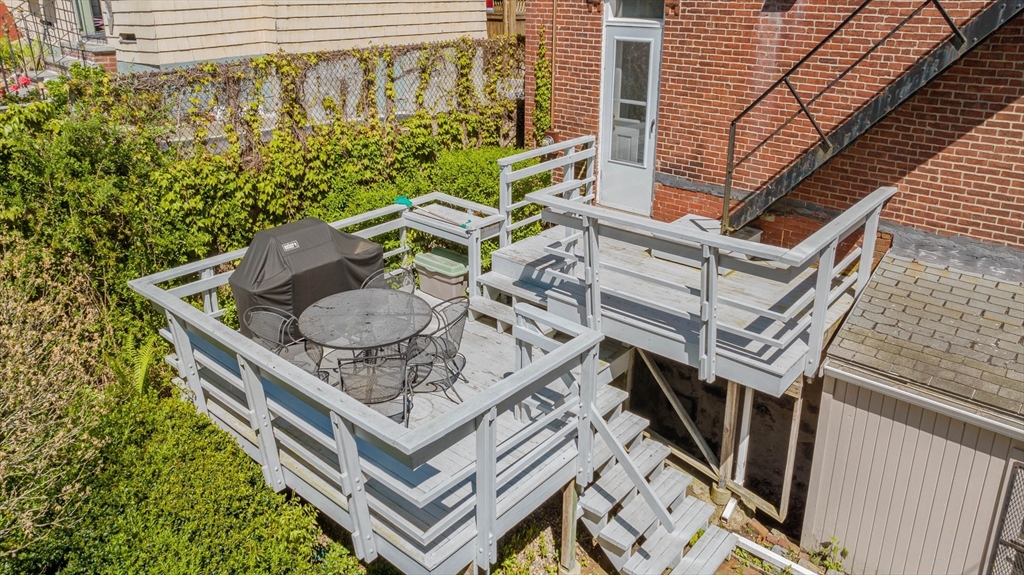 51 Rockview St