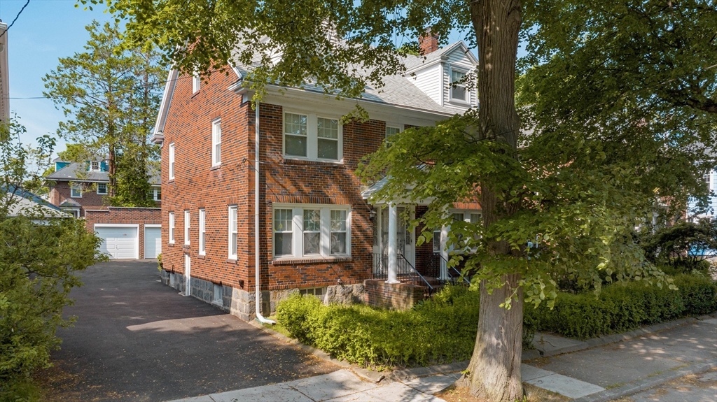 45 Pershing Rd