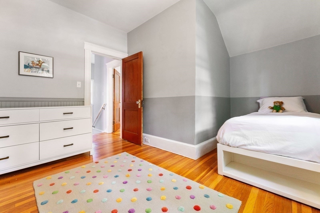 8 Sanborn Ave