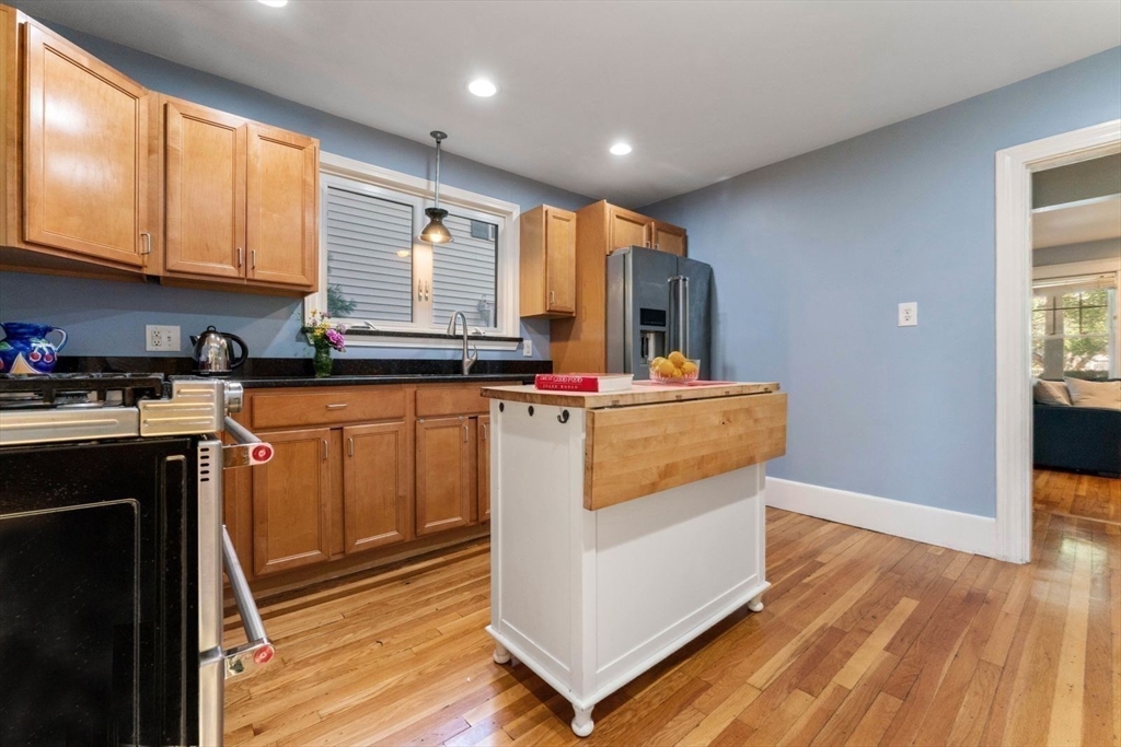 8 Sanborn Ave