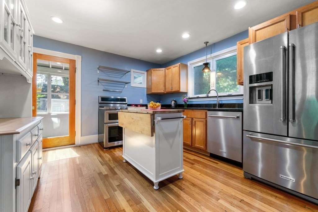 8 Sanborn Ave