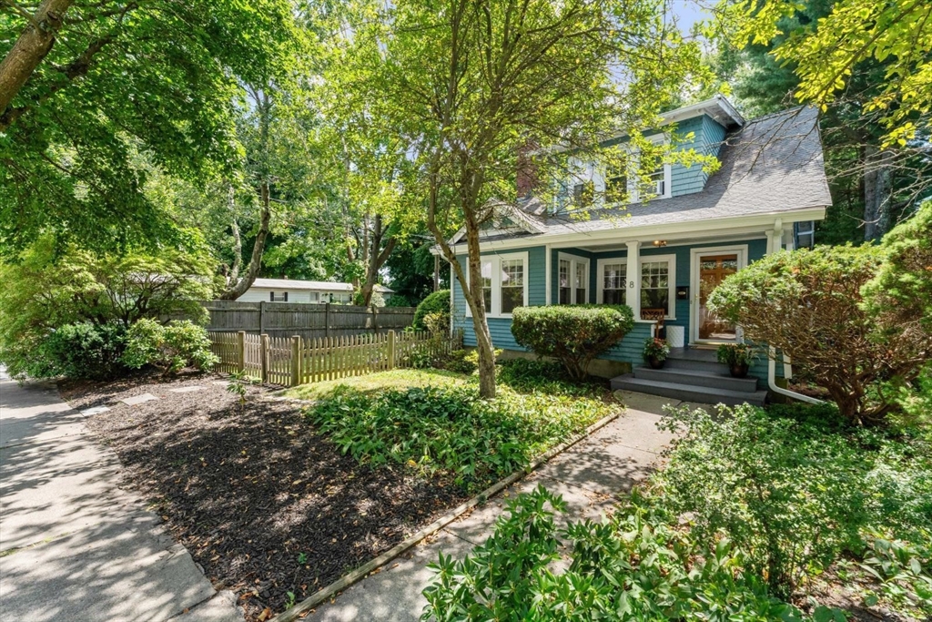 8 Sanborn Ave