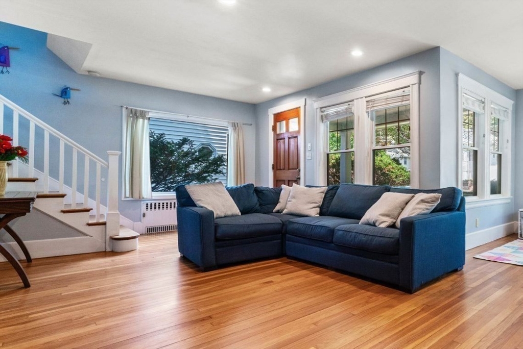 8 Sanborn Ave