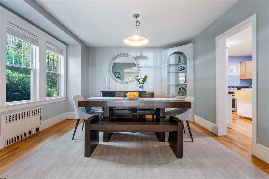 8 Sanborn Ave