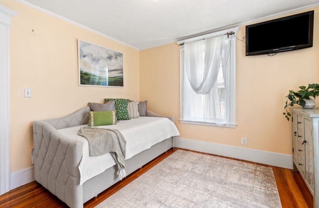 16 Pearl Rd