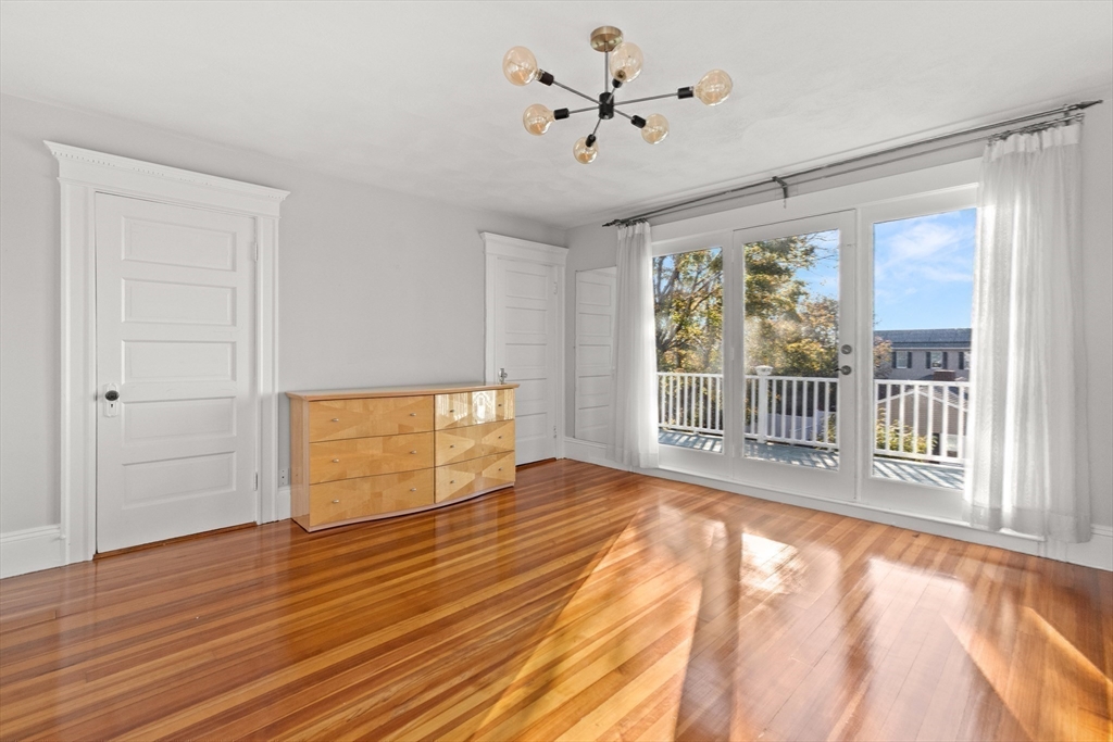 16 Pearl Rd
