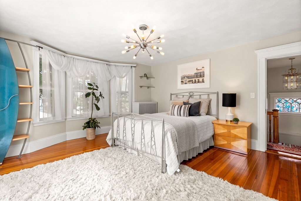16 Pearl Rd