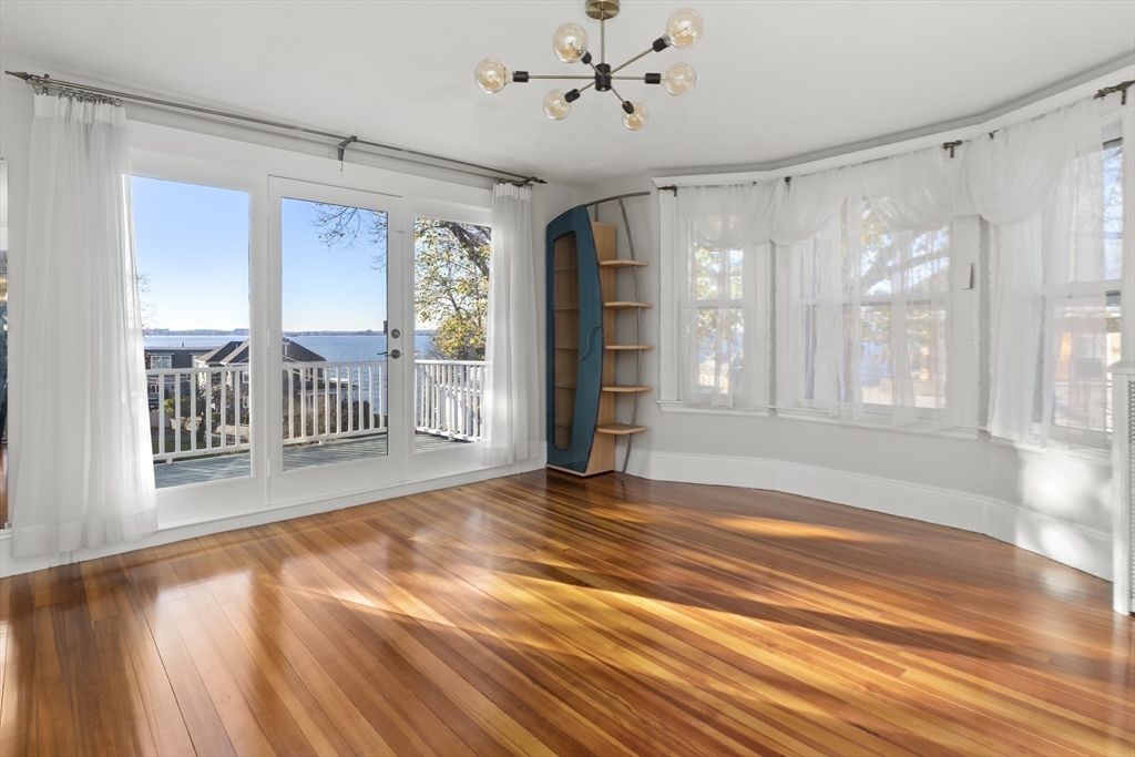 16 Pearl Rd