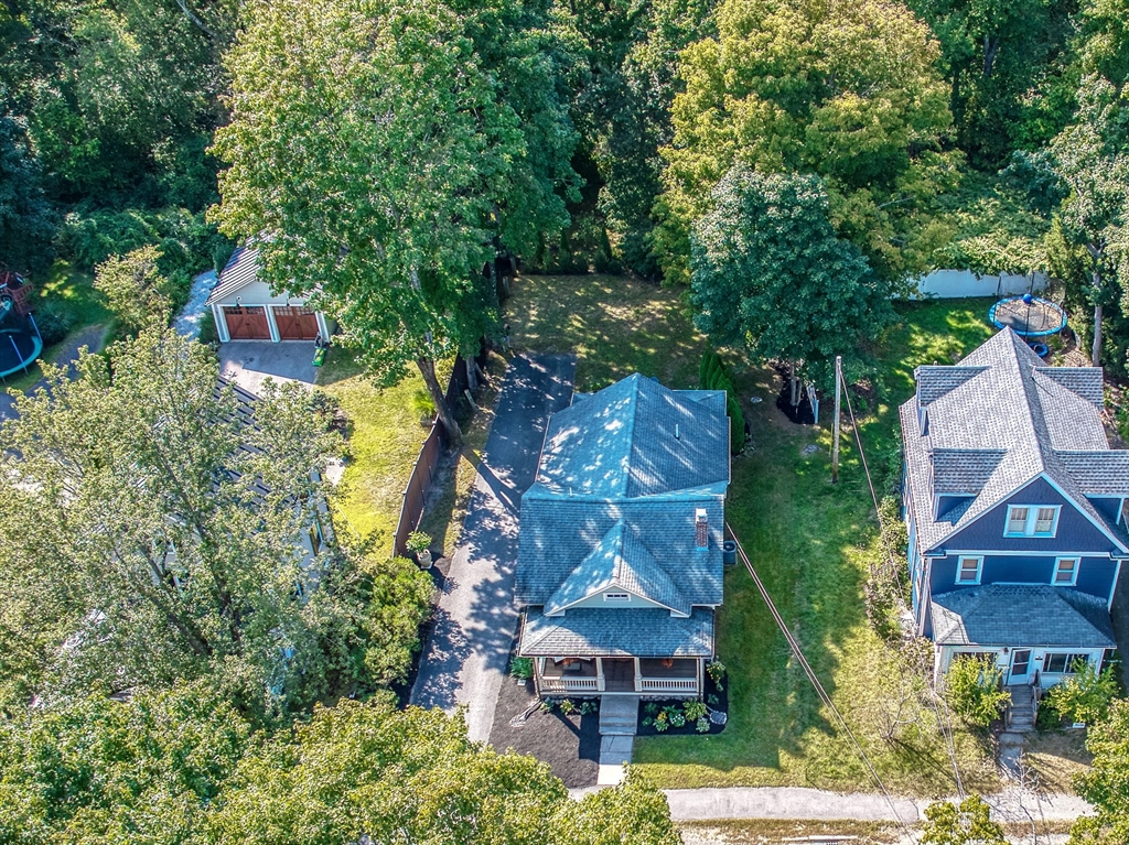 225 Commonwealth Ave