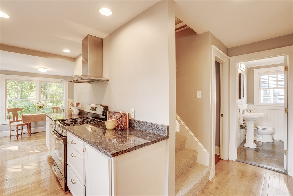 225 Commonwealth Ave