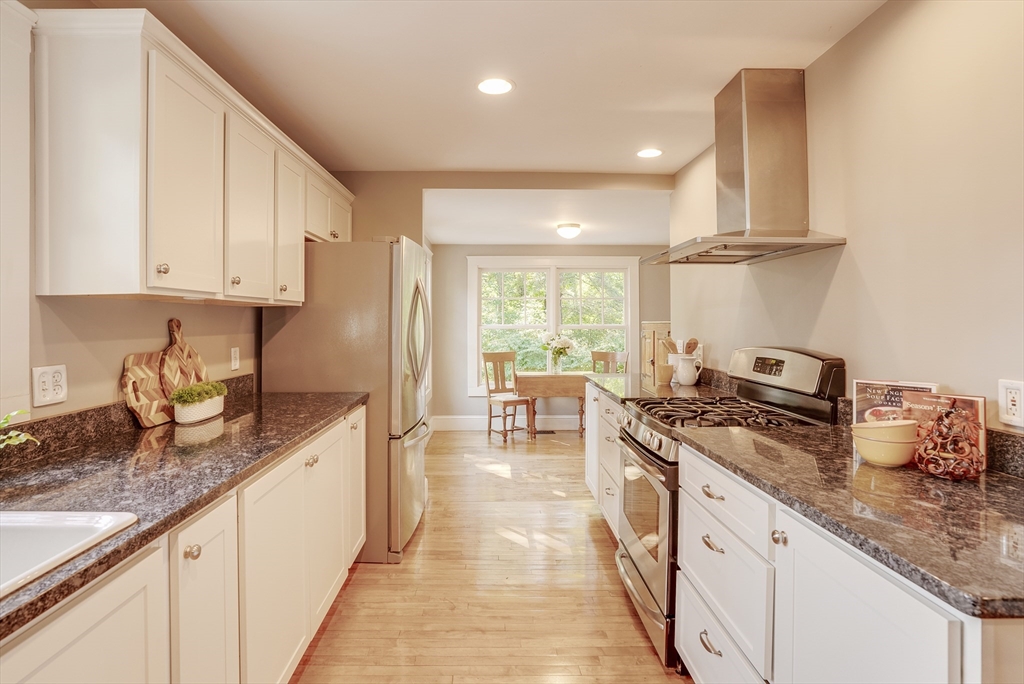 225 Commonwealth Ave