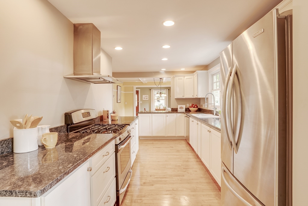 225 Commonwealth Ave