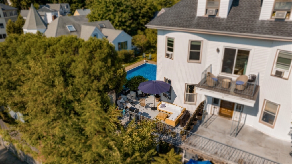 11 S Fairview St # 2L