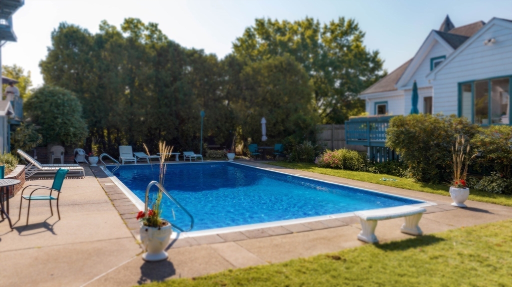 11 S Fairview St # 2L