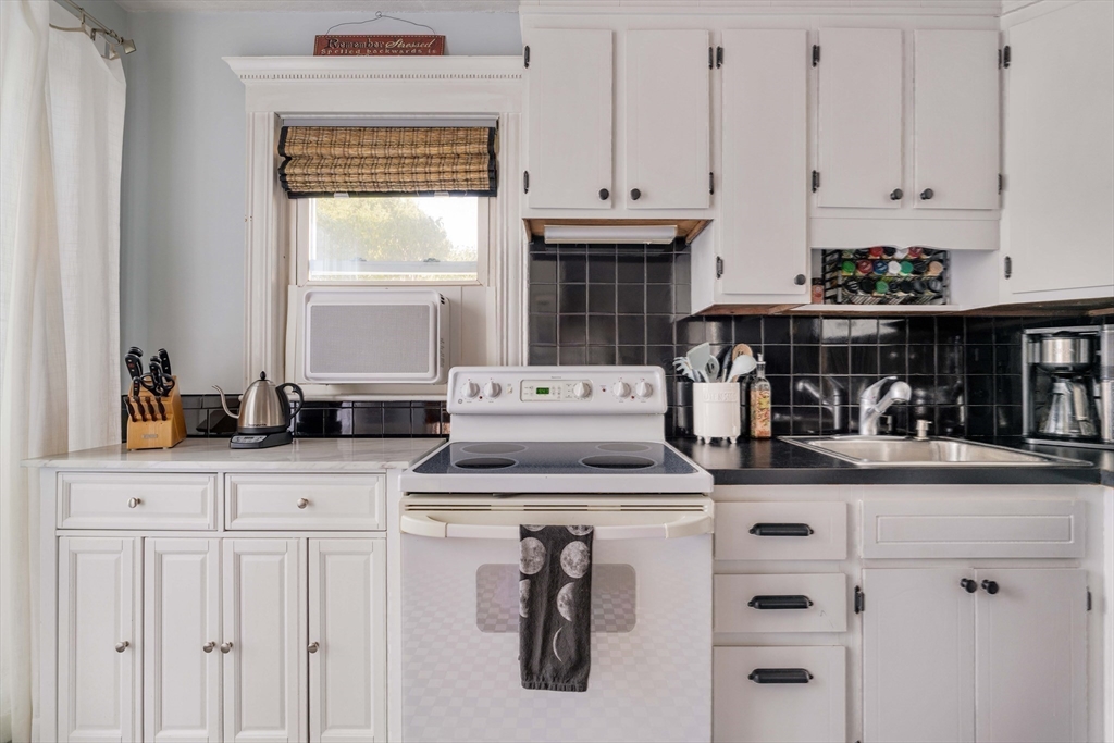 11 S Fairview St # 2L