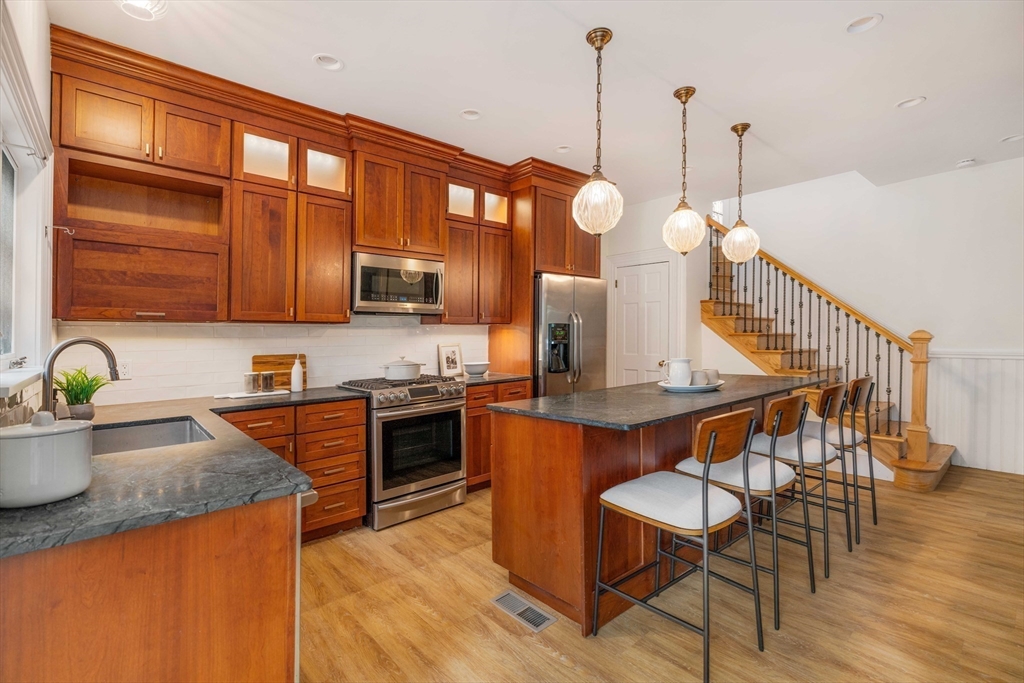 45 Peter Parley Rd