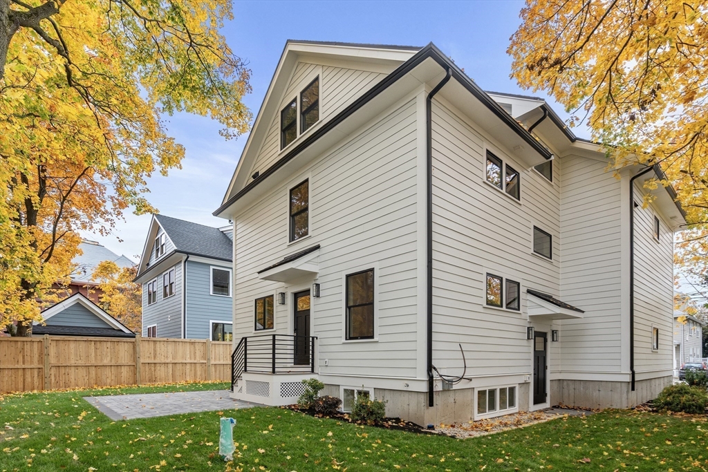 72 White Street