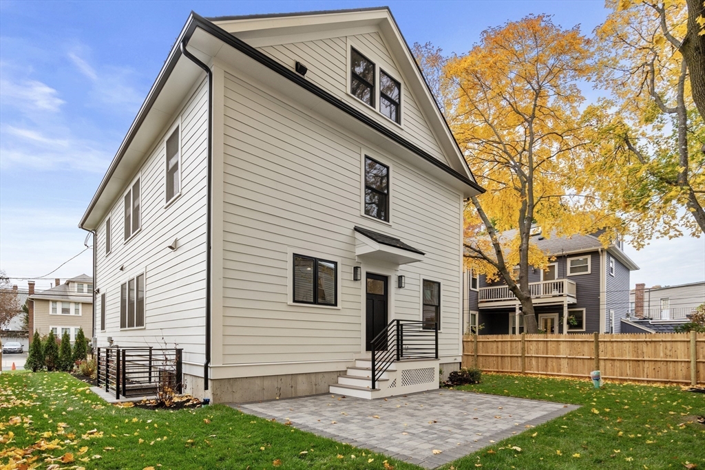 72 White Street
