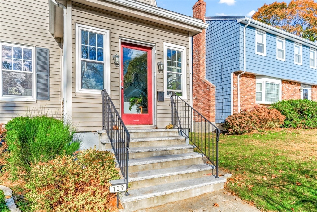 139 Newburg St