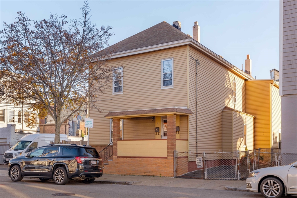 11 Ford St
