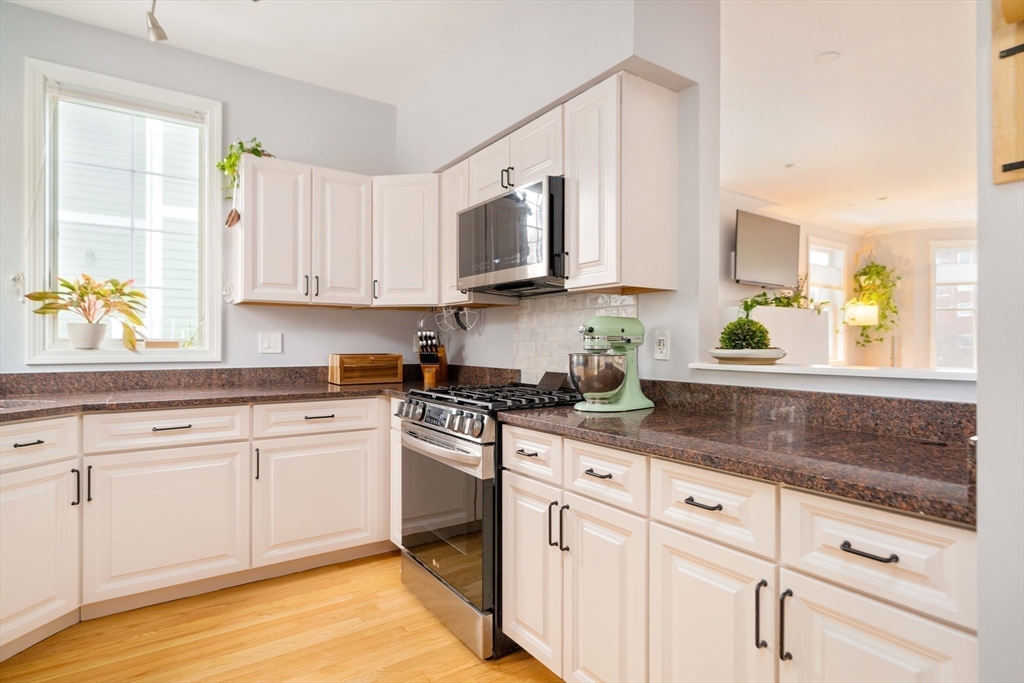 7 Lambert Street # 7