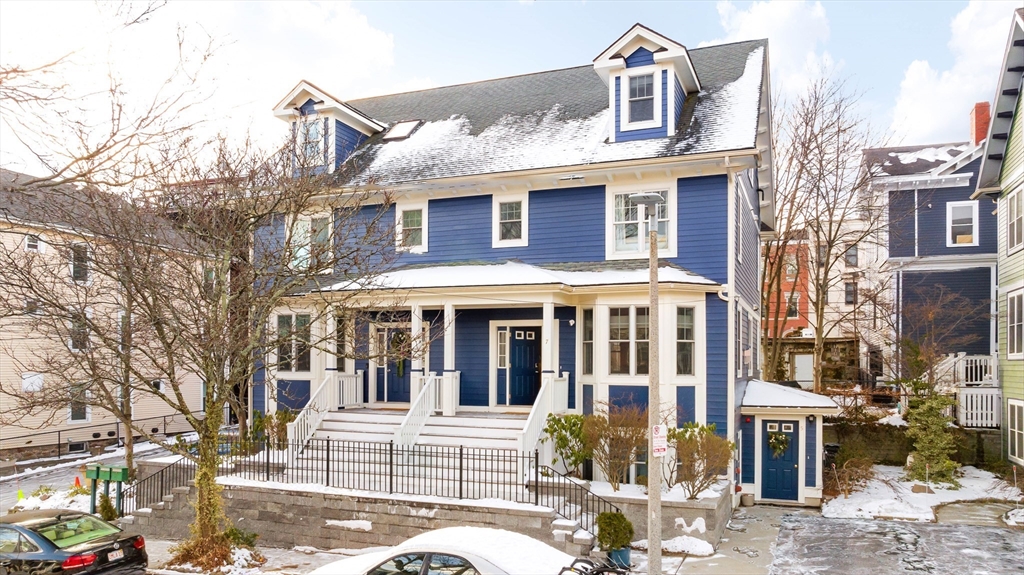 7 Lambert Street # 7