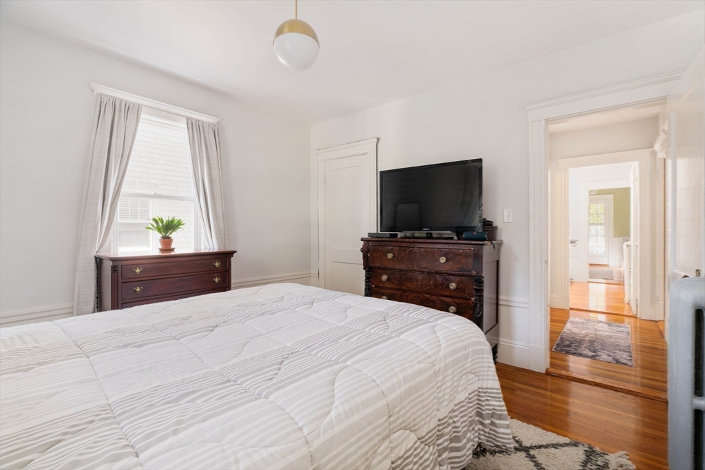 289 Belgrade Avenue # 2