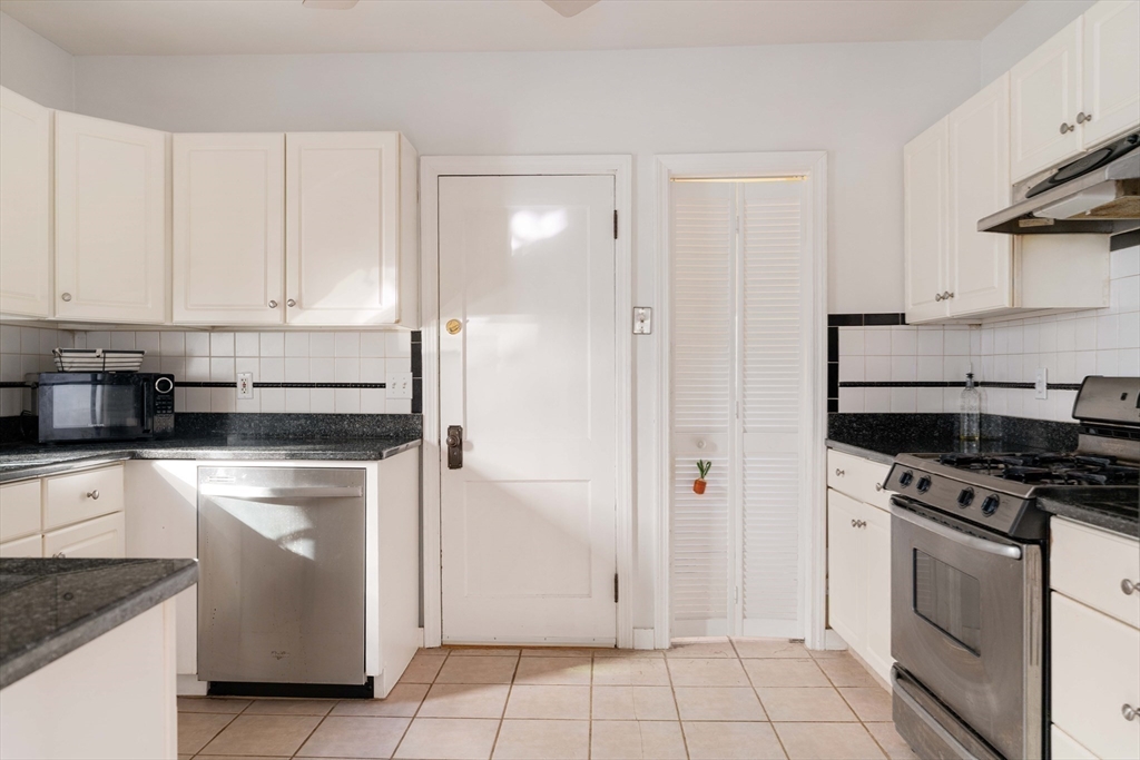 289 Belgrade Avenue # 2