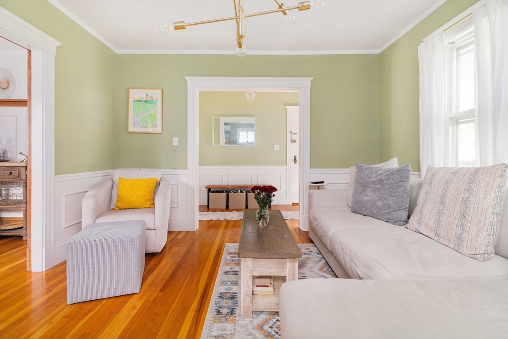 289 Belgrade Avenue # 2