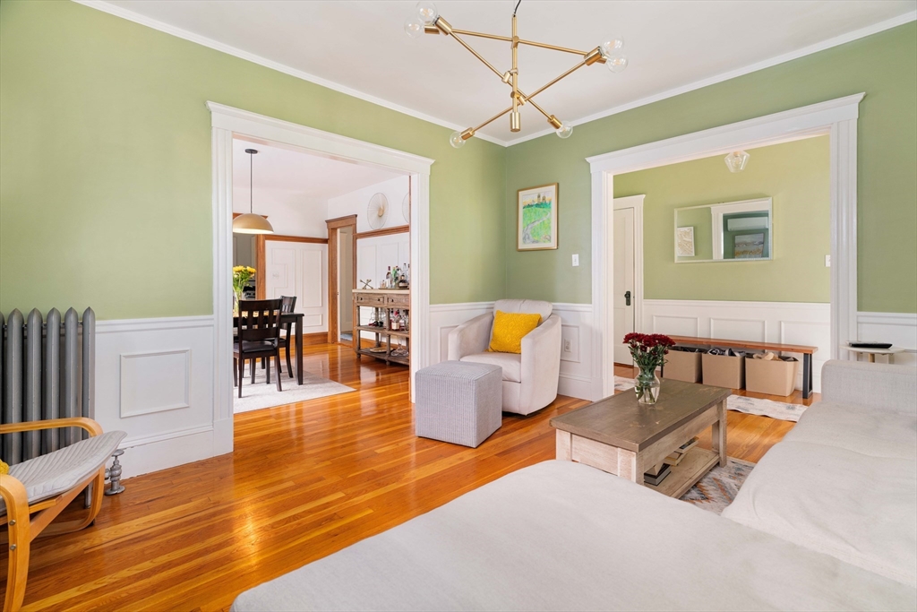 289 Belgrade Avenue # 2