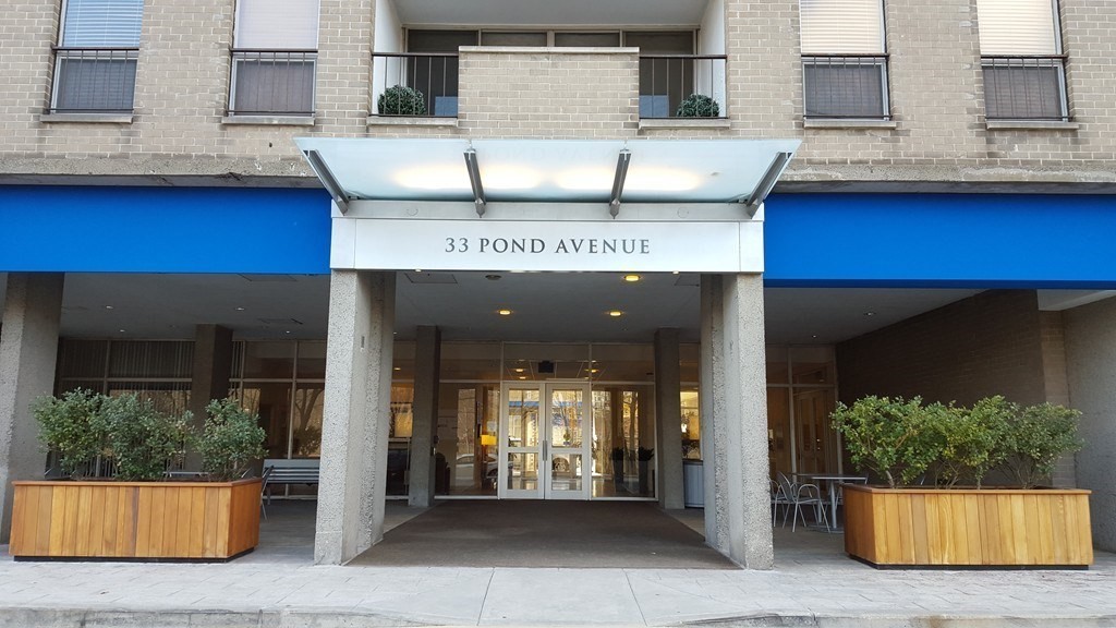 33 Pond Ave. # 619