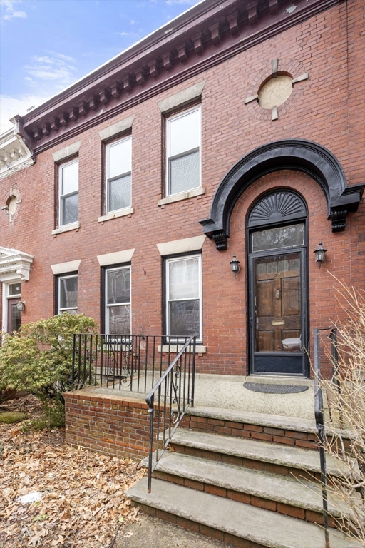 22 Leamington Rd