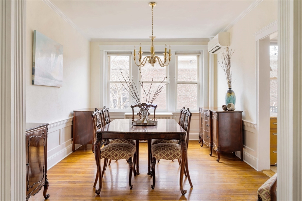 32 James St # 1