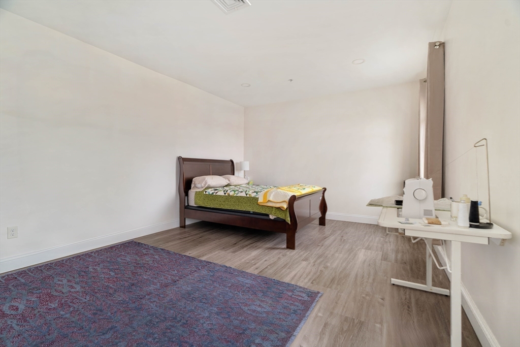 693 Western Ave #305