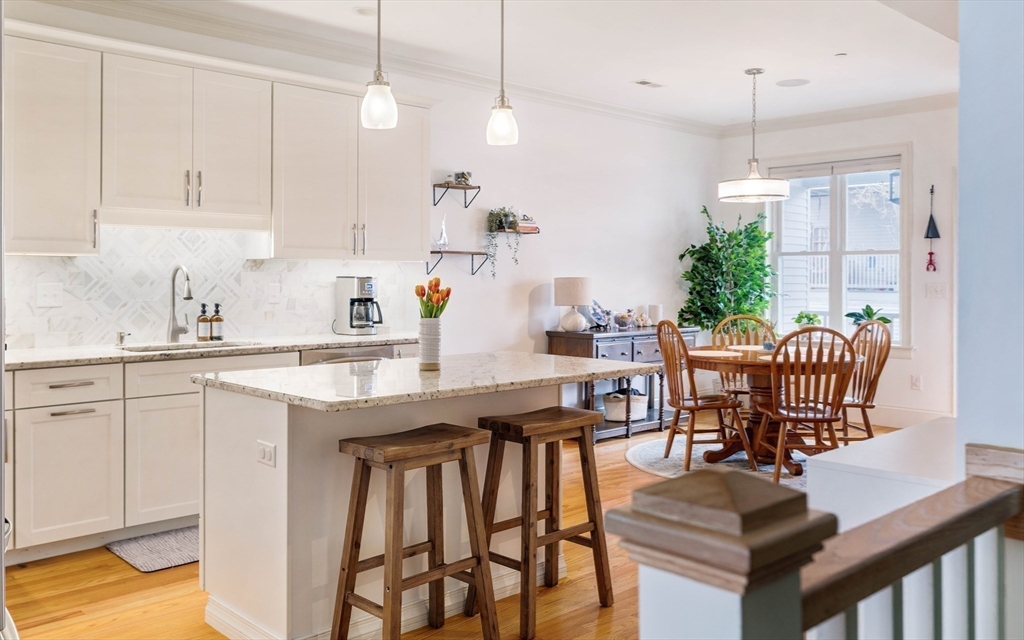 8-12 Stedman Street # 10
