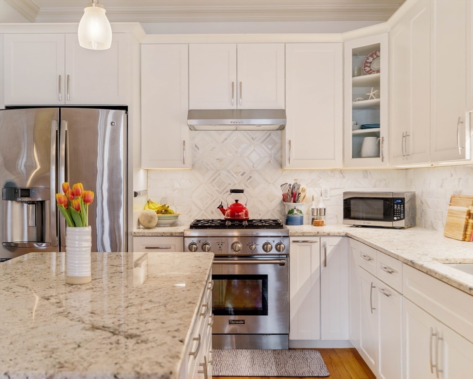 8-12 Stedman Street # 10