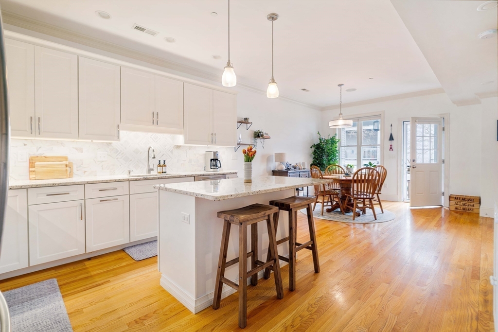 8-12 Stedman Street # 10