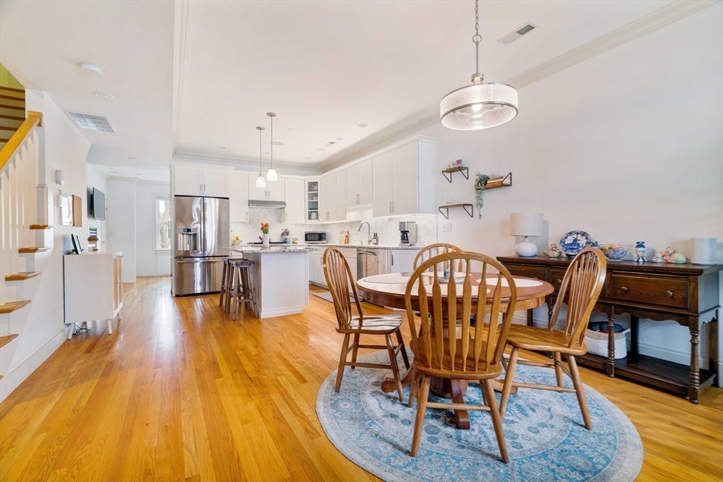 8-12 Stedman Street # 10