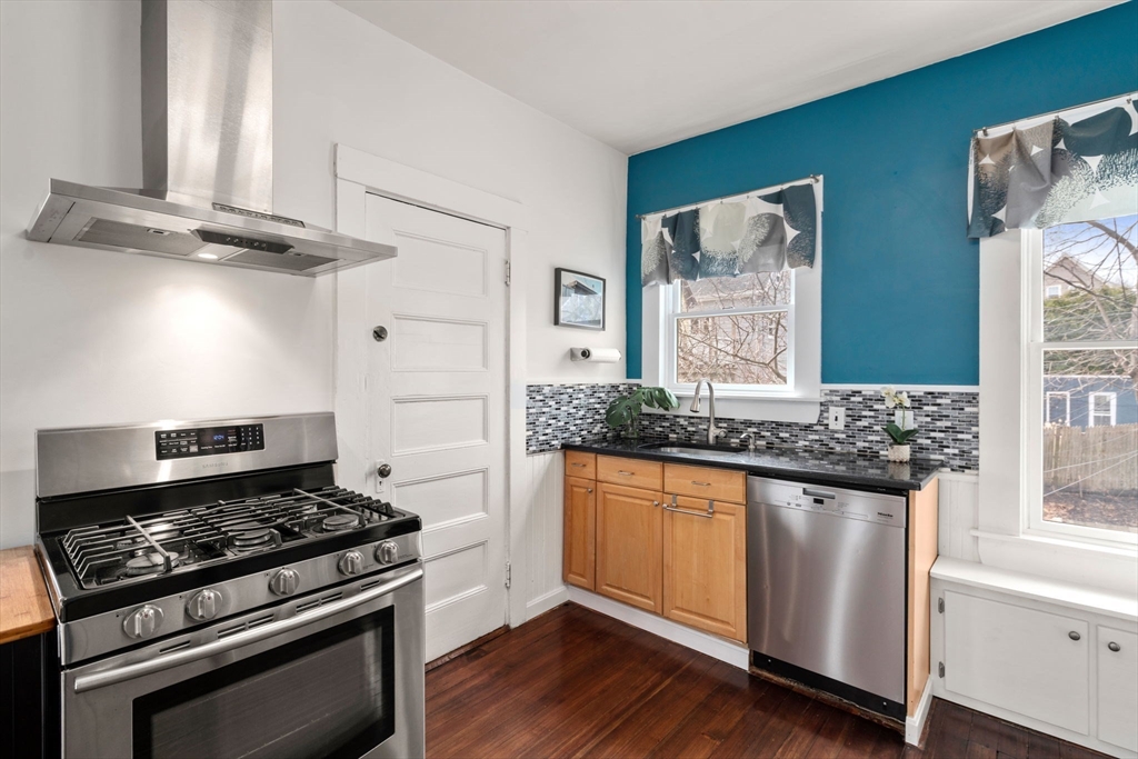 4 Cotton St # 2