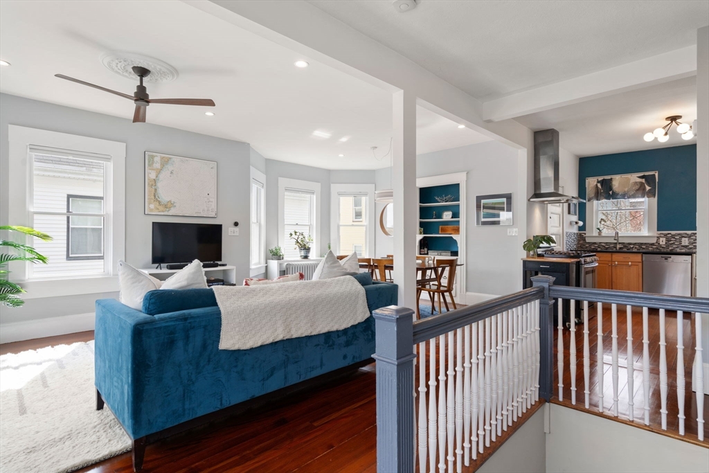 4 Cotton St # 2