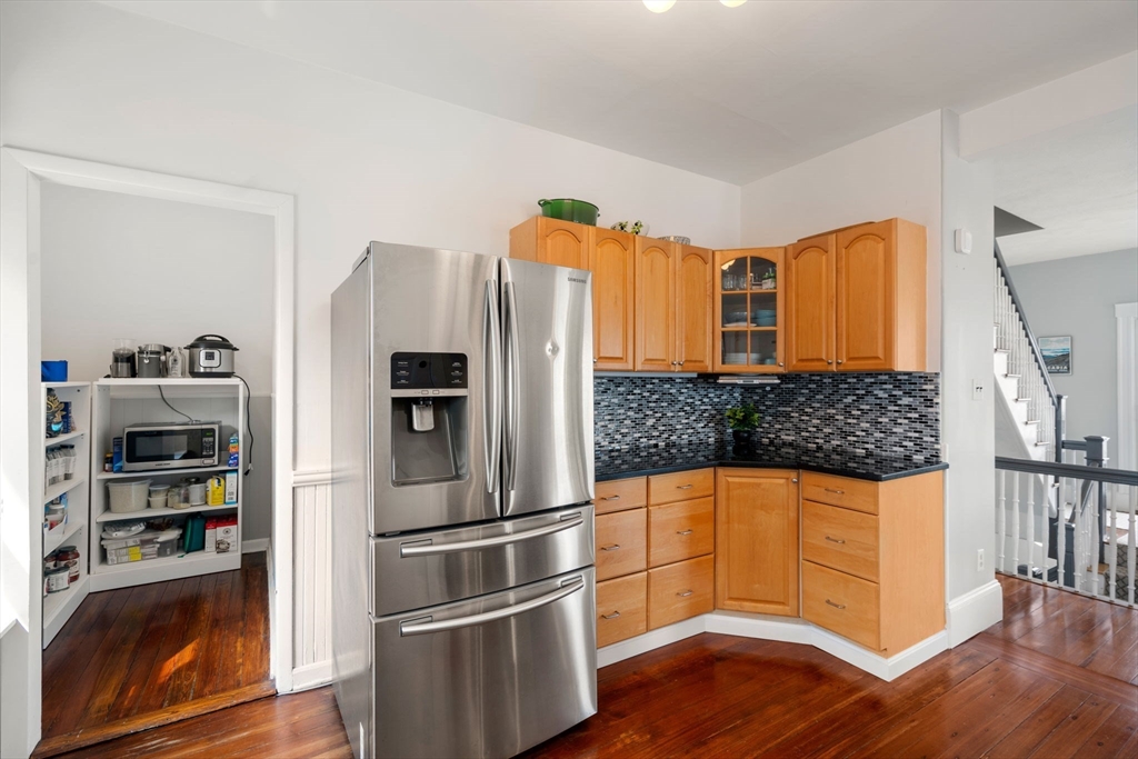 4 Cotton St # 2