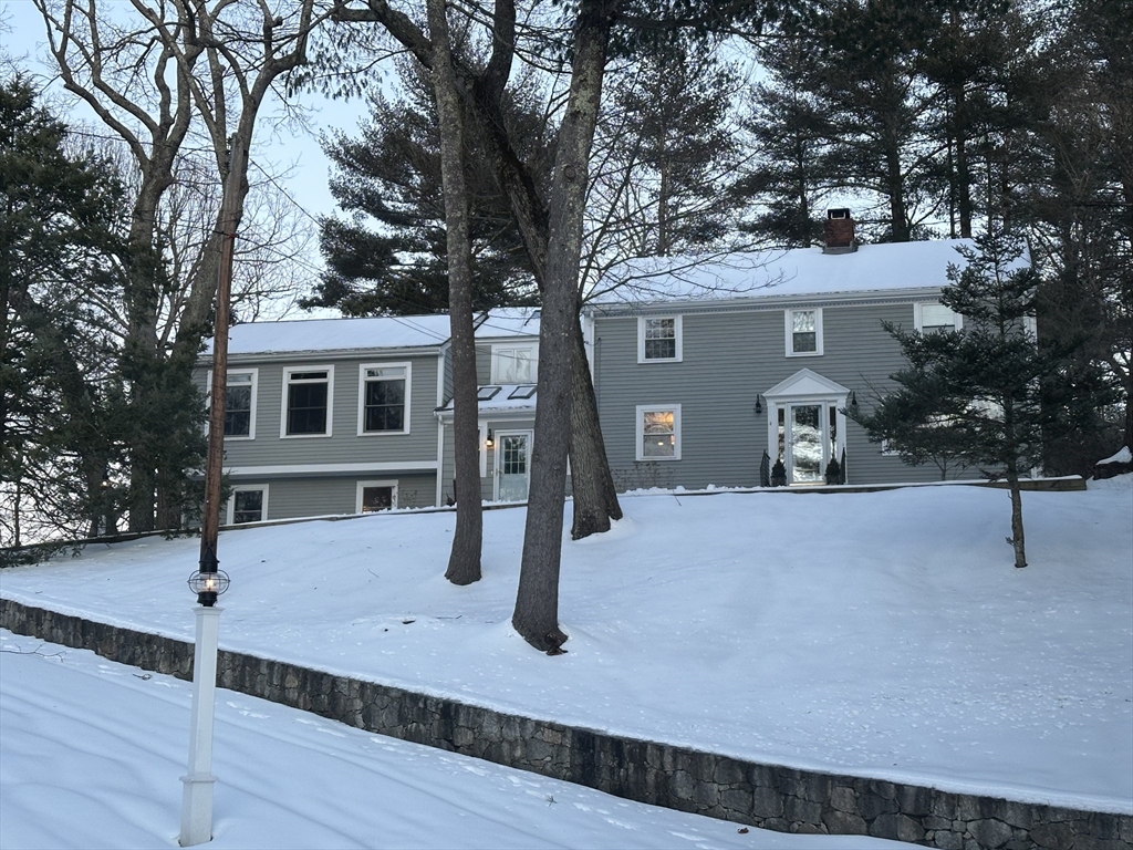 4 Forest St