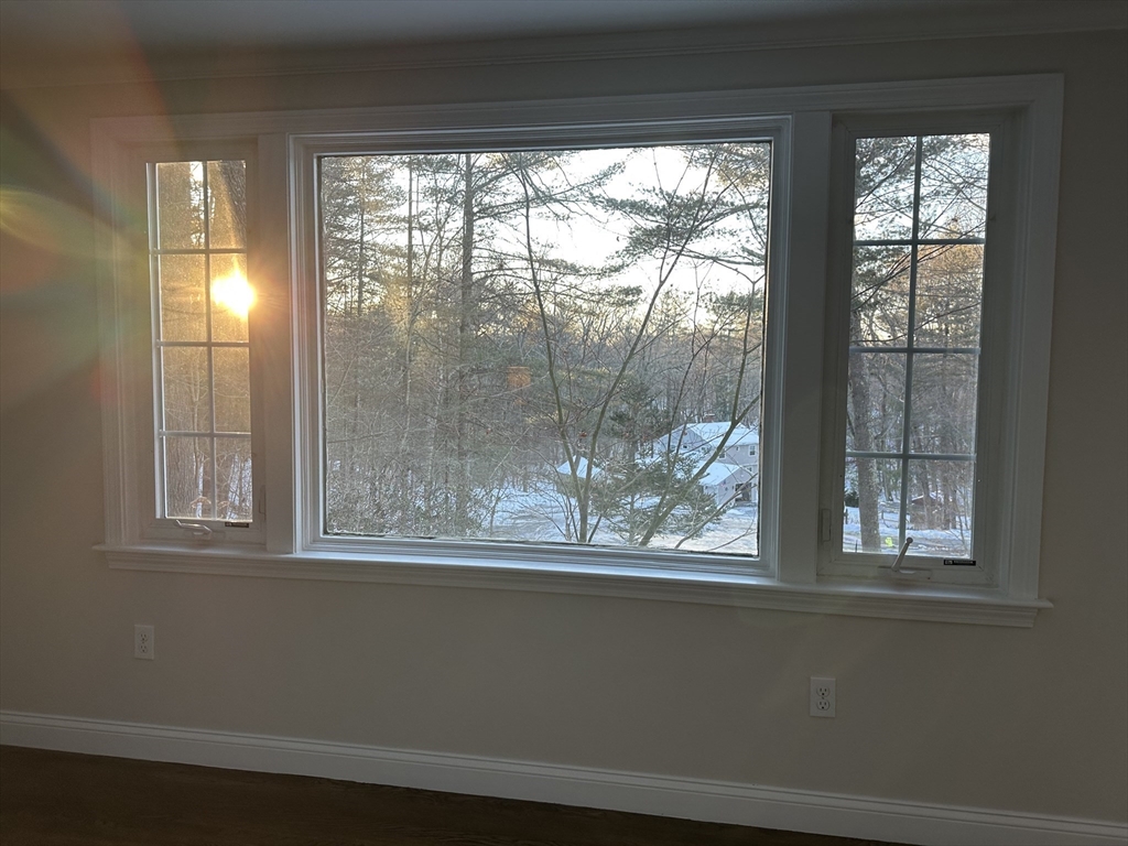 4 Forest St