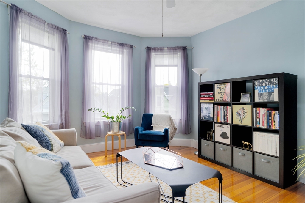 20 Rosemary Street # 3