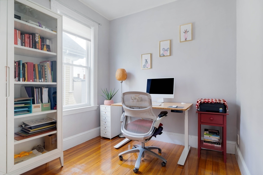 20 Rosemary Street # 3