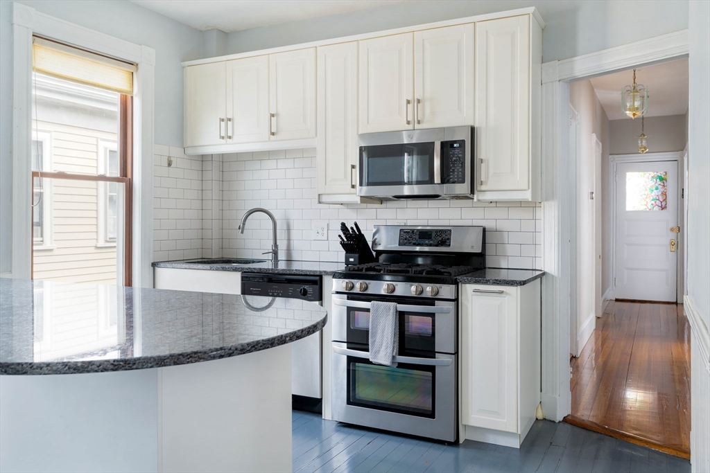 20 Rosemary Street # 3